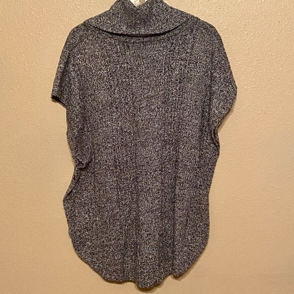 ONLY NECESSITIES Black/White Cowl Neck Sweater Cabled knit Curve Hem NWOT (M) - Picture 2 of 9